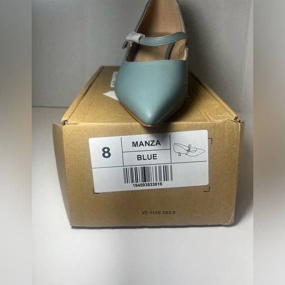 Journee Collection Manza Pump - Picture 6 of 9